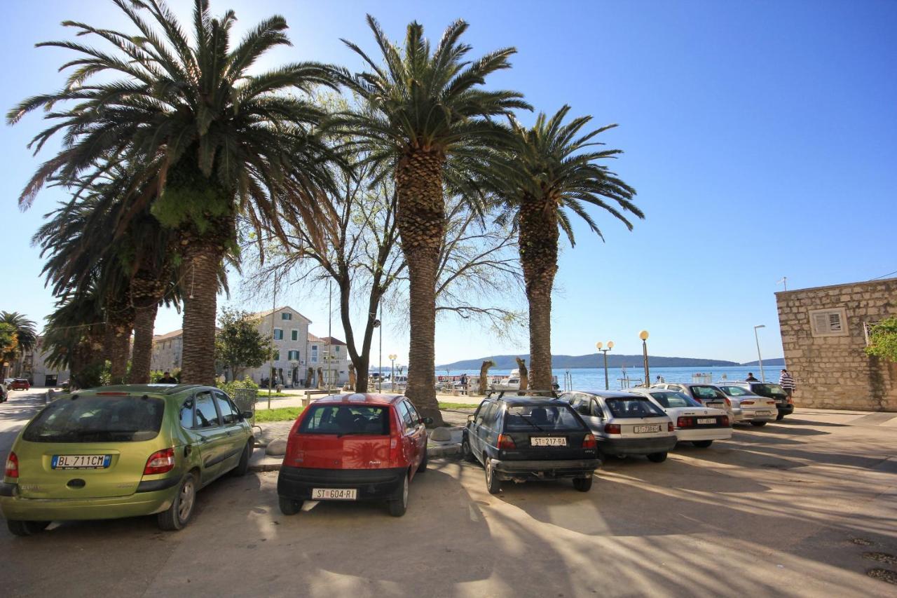 Apartments By The Sea Kastel Kambelovac, Kastela - 8679 Εξωτερικό φωτογραφία