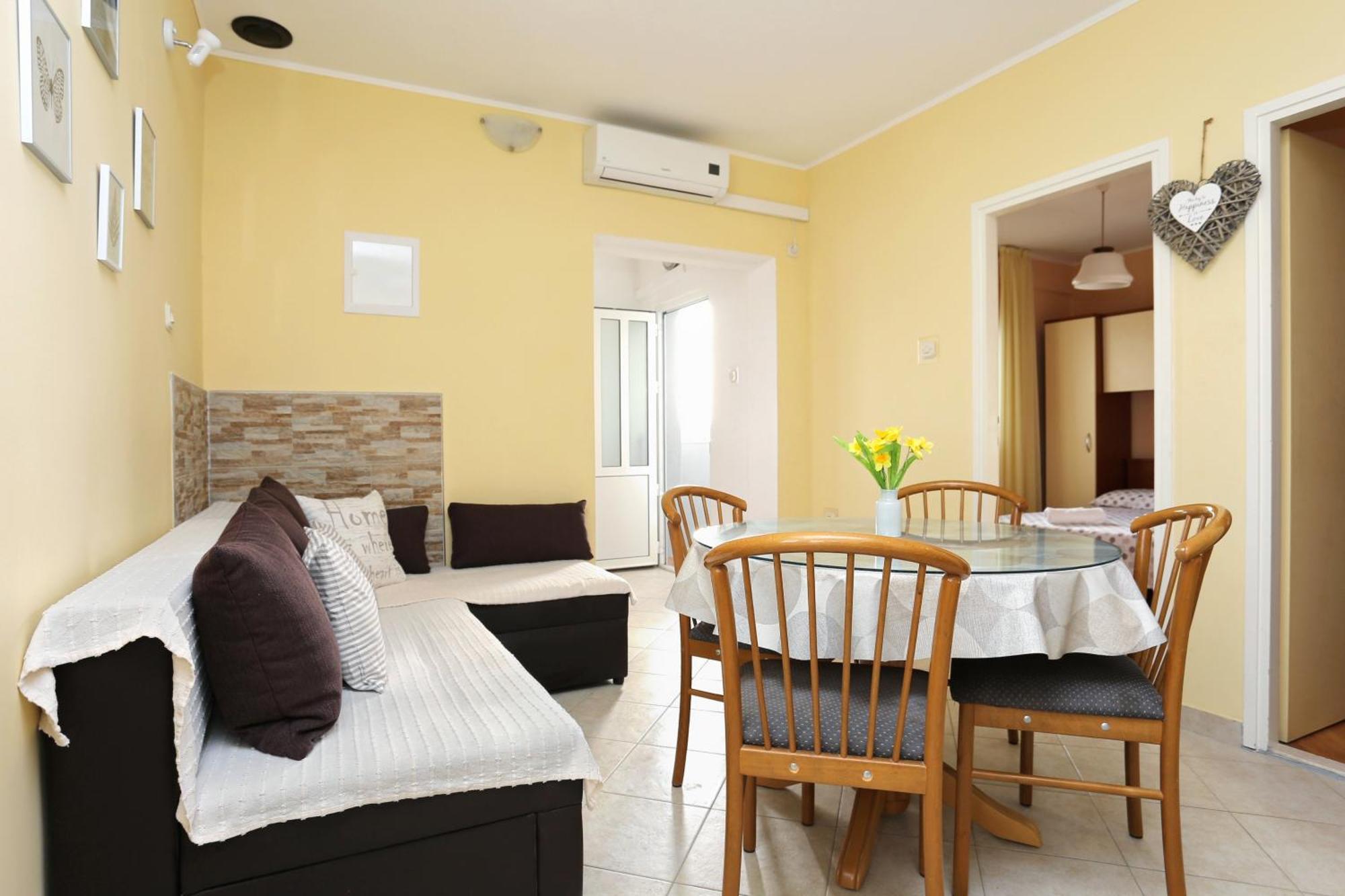 Apartments By The Sea Kastel Kambelovac, Kastela - 8679 Δωμάτιο φωτογραφία